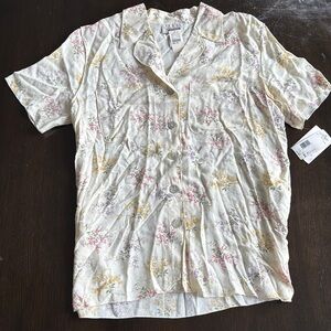 Jones New York Cream and Purple Casual Button Down Shirt